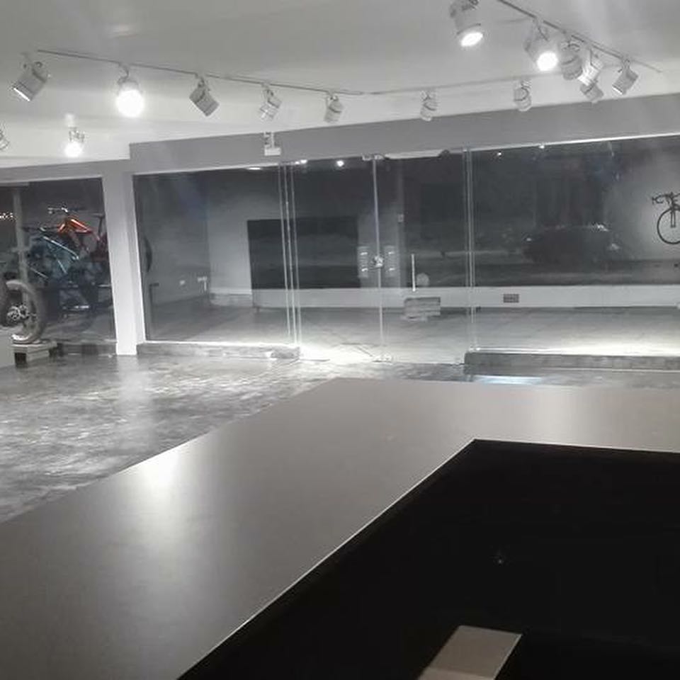 Reforma de local Trek — imagen 6